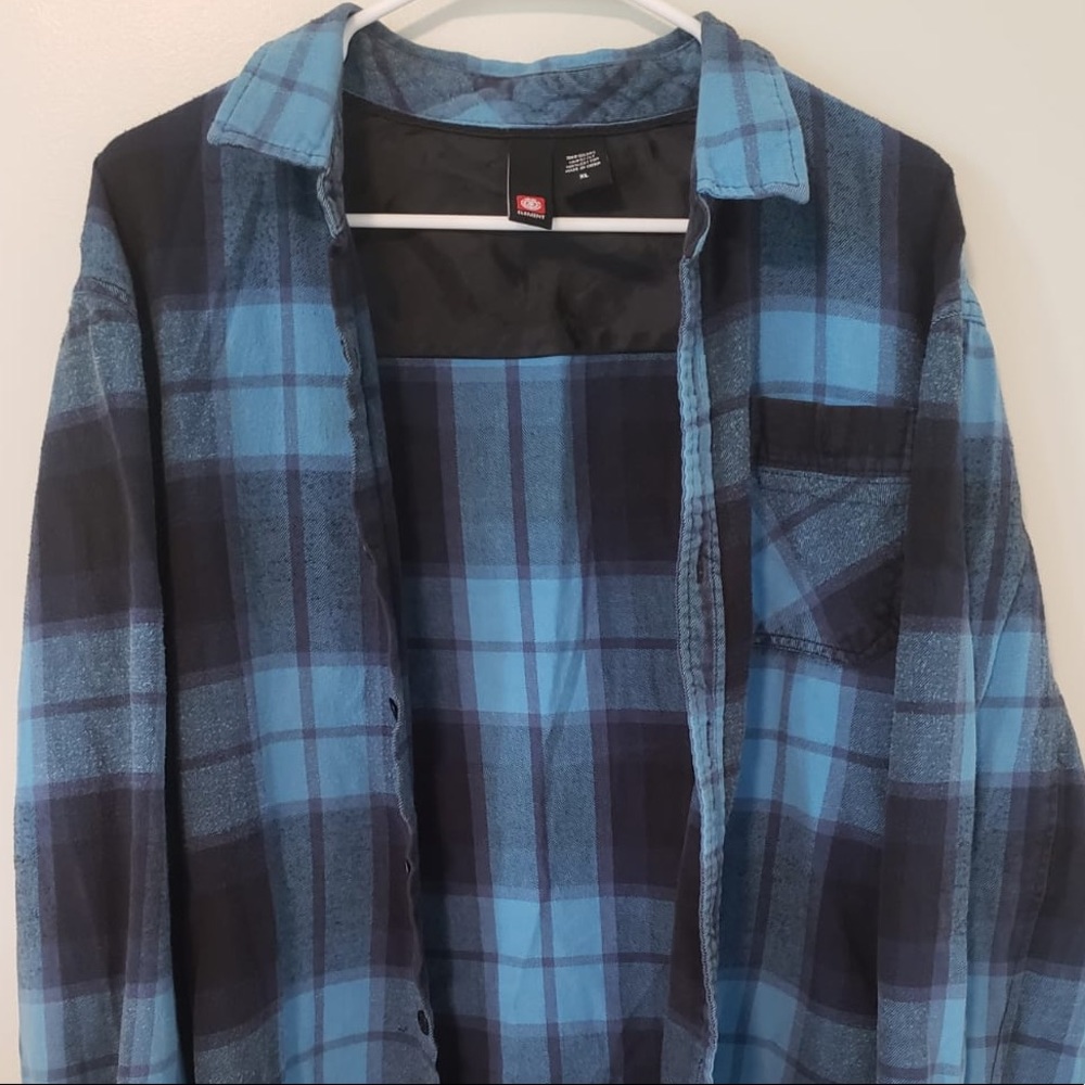 🍄 3 for $35 🍄 Soft Blue Flannel